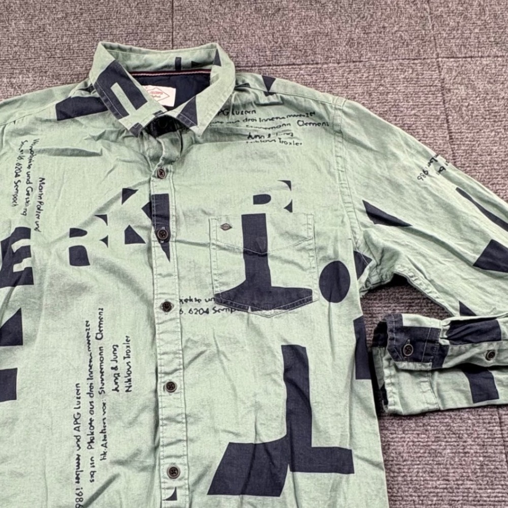 Lee Cooper Originals Mens Medium Sage Green Graphic Print Button Down Shirt